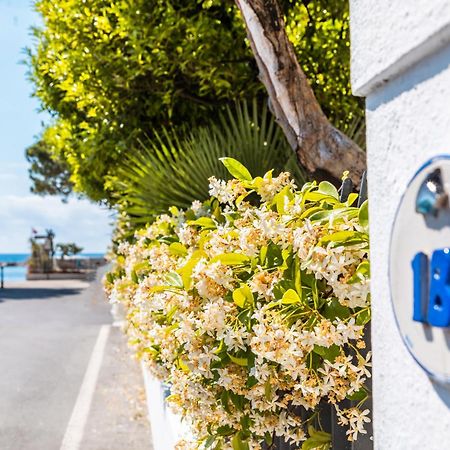 Appartamento La Vela San Bartolomeo al Mare Kültér fotó